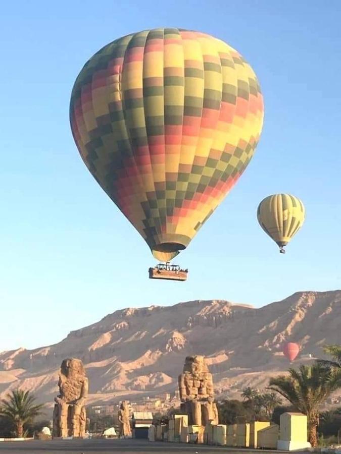 Bob Marley Bed & Breakfast & Restaurant Luxor Exterior photo